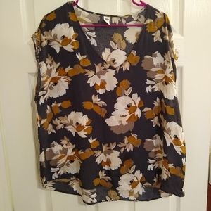 Sleeveless floral top